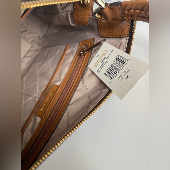 Authentic Michael Kors Grand Logo Shoulder Bag NWT - Picture 6 of 6